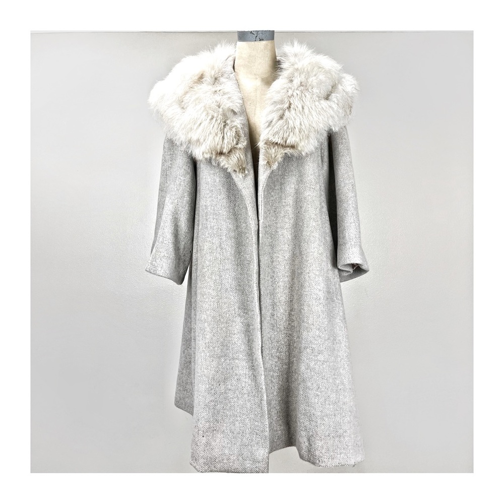 Vintage 1950’s Wool Gray Coat With Oversized Fur Collar